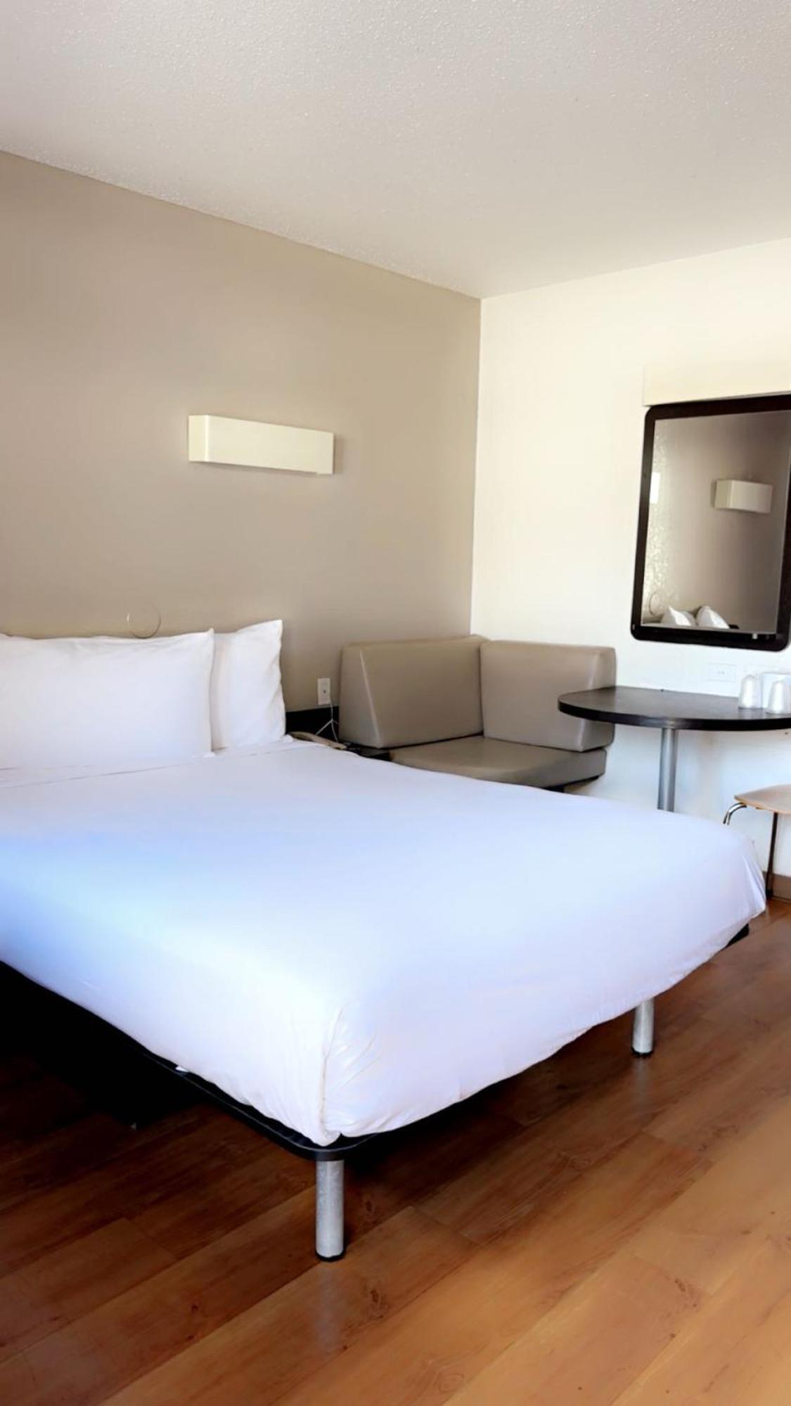 Park Inn By Radisson, Santa Rosa South Bagian luar foto