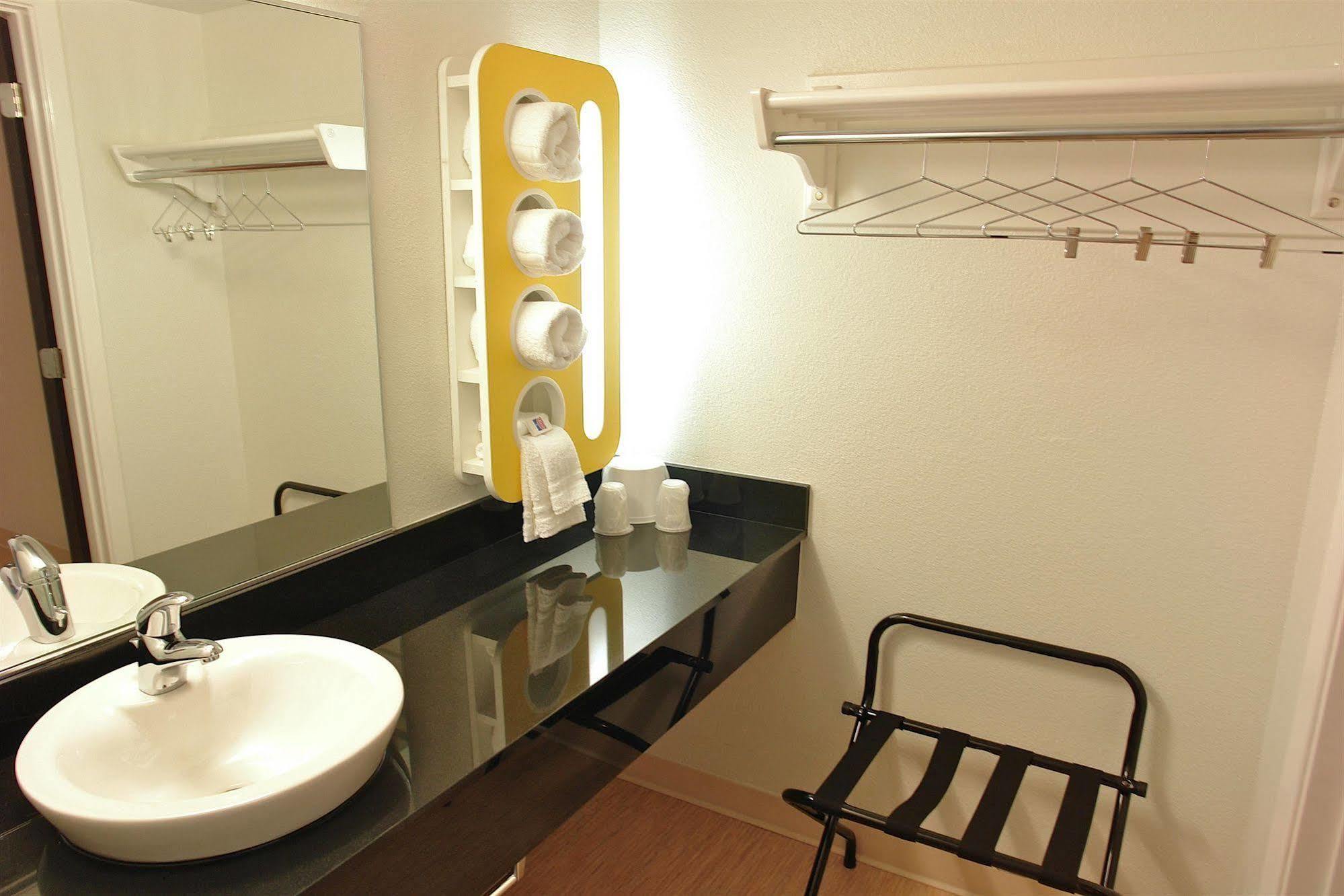 Park Inn By Radisson, Santa Rosa South Bagian luar foto