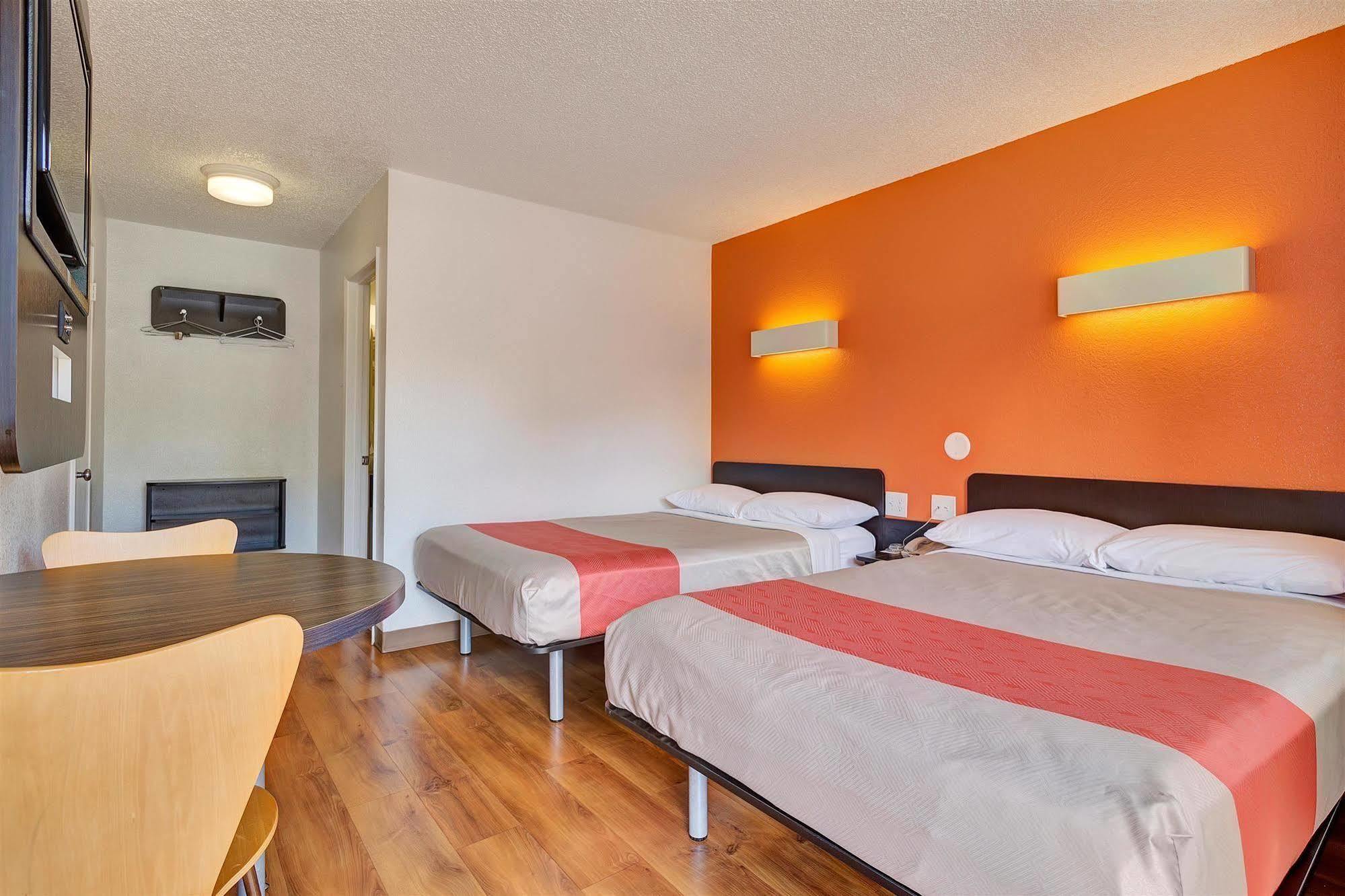 Park Inn By Radisson, Santa Rosa South Bagian luar foto